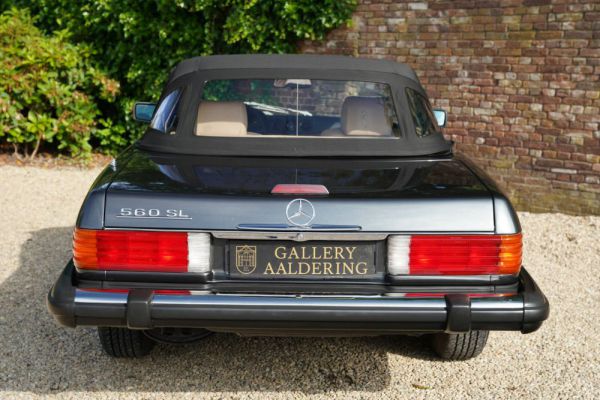 Mercedes-Benz 560 SL 1988 16373