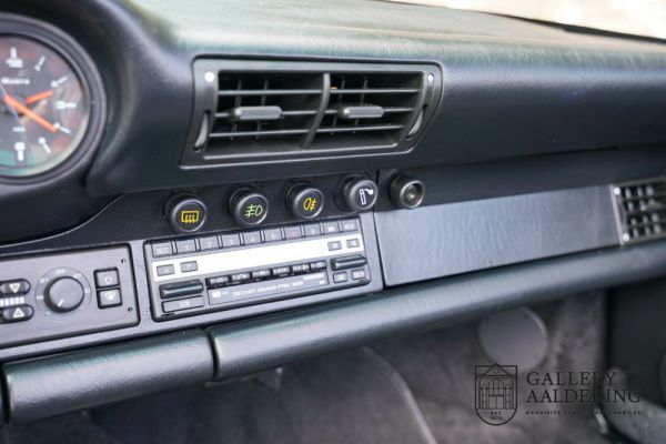 Porsche 911 Carrera 2 1990 17189