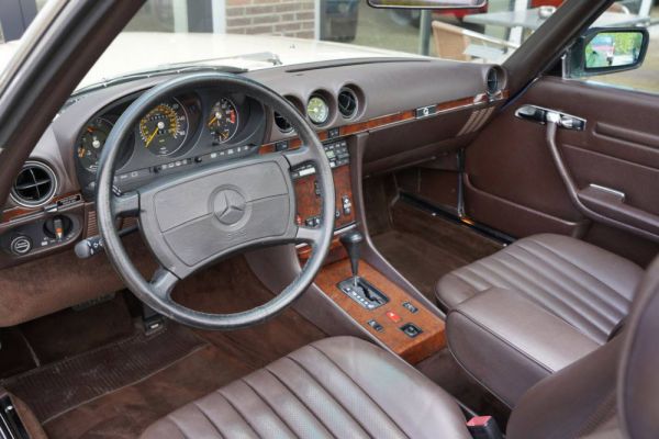 Mercedes-Benz 560 SL 1989 17367