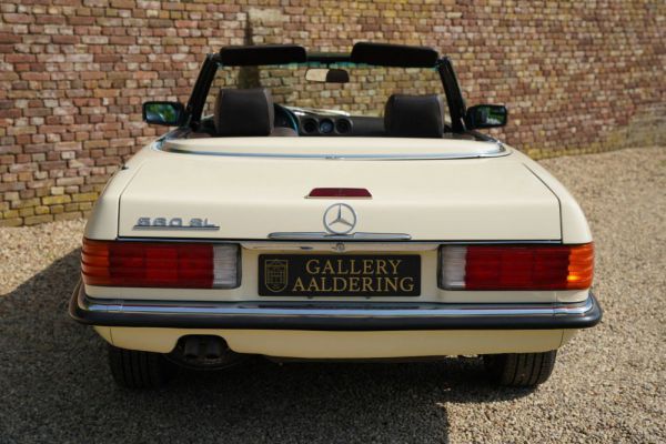 Mercedes-Benz 560 SL 1989 17372