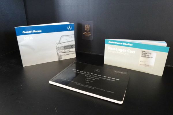 Mercedes-Benz 560 SL 1989 17375