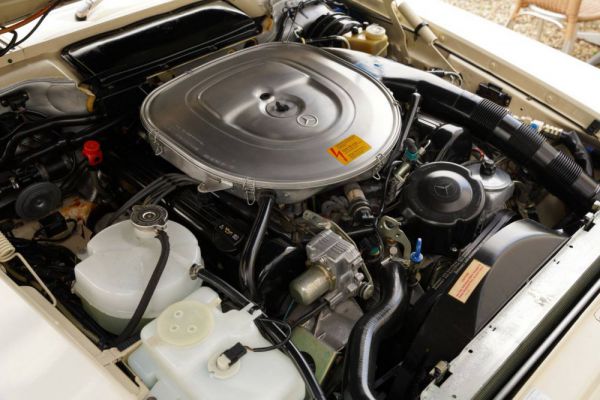 Mercedes-Benz 560 SL 1989 17380