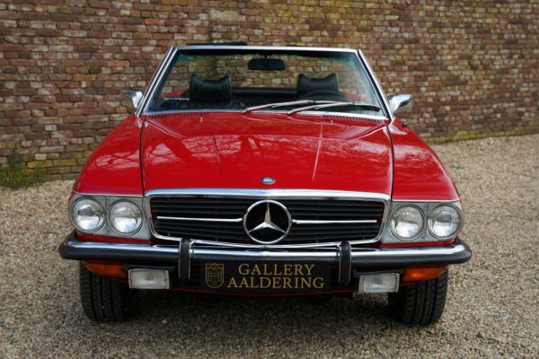 Mercedes-Benz 350 SL 1972 17383