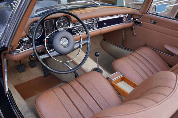 Mercedes-Benz 280 SL 1969 17493