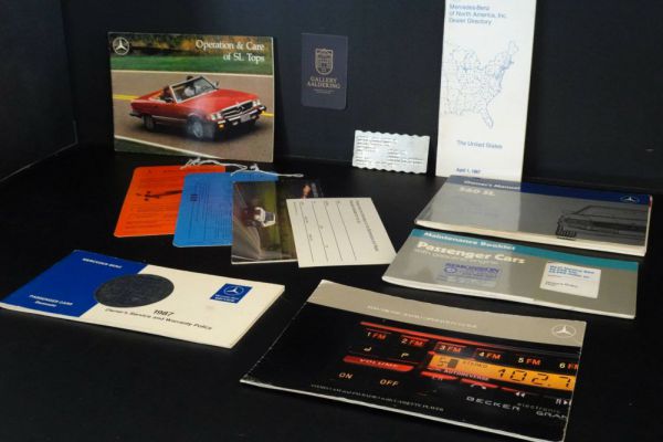 Mercedes-Benz 560 SL 1986 17612