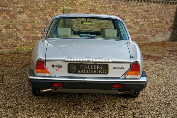 Daimler Double Six 1990 17957