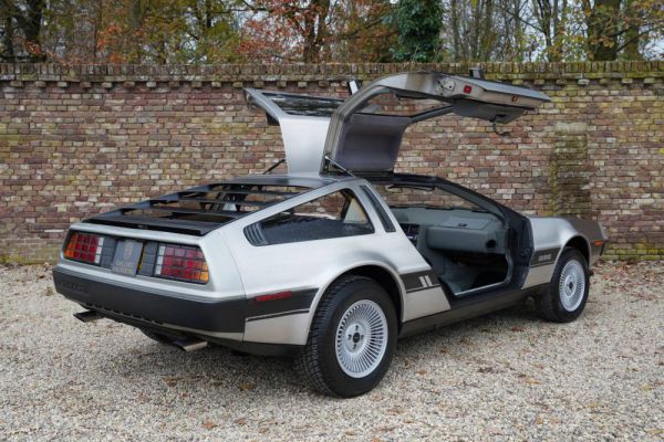 DeLorean DMC-12 1982 18213