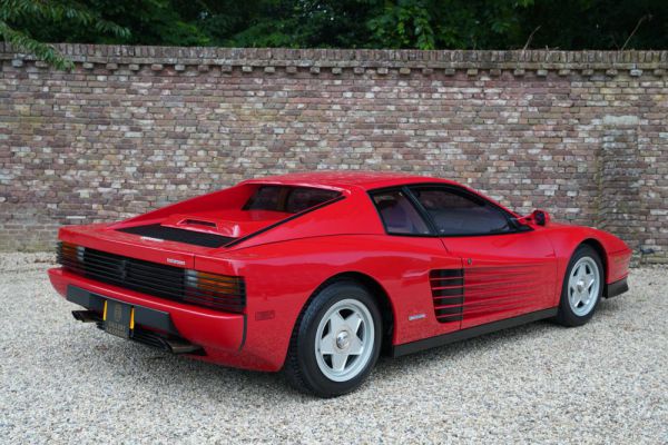 Ferrari Testarossa 1987