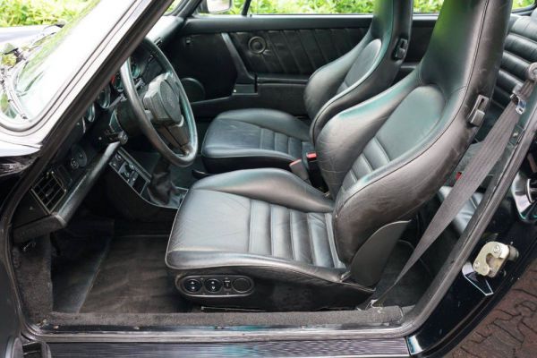 Porsche 911 Carrera 3.2 1989 19440