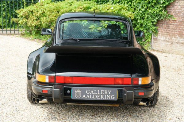 Porsche 911 Carrera 3.2 1989 19442