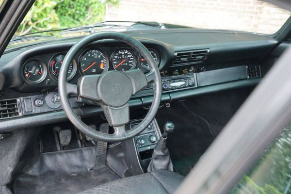 Porsche 911 Carrera 3.2 1989 19443