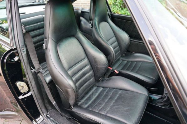 Porsche 911 Carrera 3.2 1989 19444