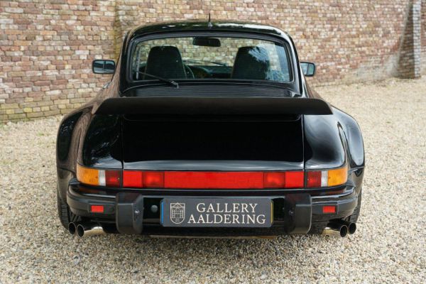 Porsche 911 Carrera 3.2 1989 19451