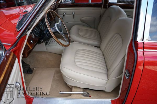 Jaguar Mk II 3.8 1966 19495