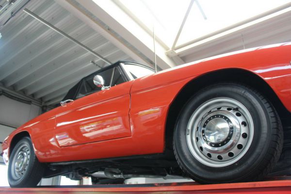 Alfa Romeo 1750 Spider 1969 60041