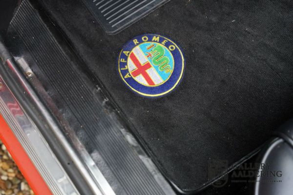 Alfa Romeo 1750 Spider 1969 60044