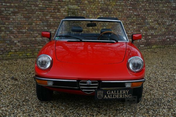 Alfa Romeo Spider Veloce 2000 1982 106315