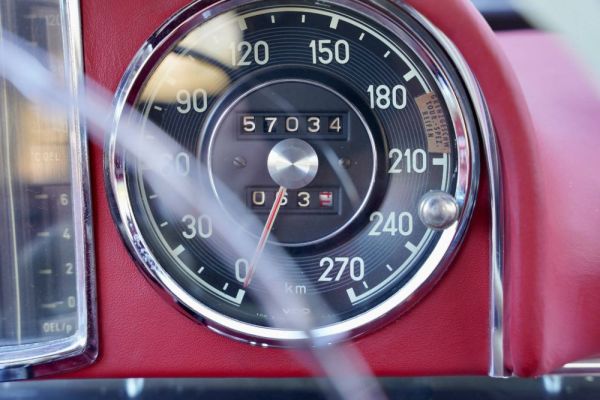 Mercedes-Benz 300 SL Roadster 1959 111485