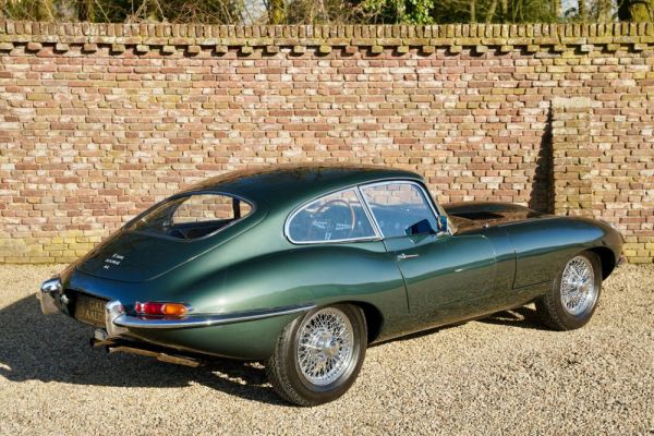 Jaguar E-Type 4.2 1966 111495