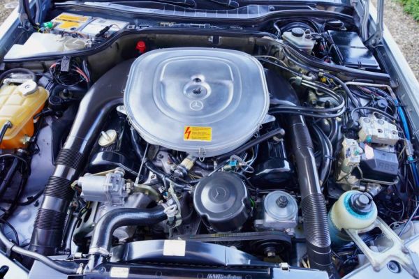 Mercedes-Benz 500 SEC 1989 114396