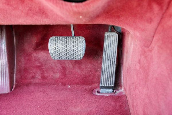 Mercedes-Benz 500 SEC 1989 114400