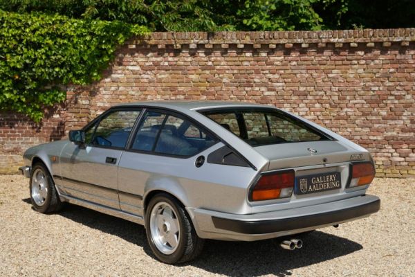 Alfa Romeo GTV 6 2.5 1983 117273