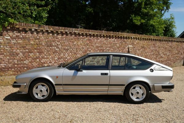 Alfa Romeo GTV 6 2.5 1983 117274