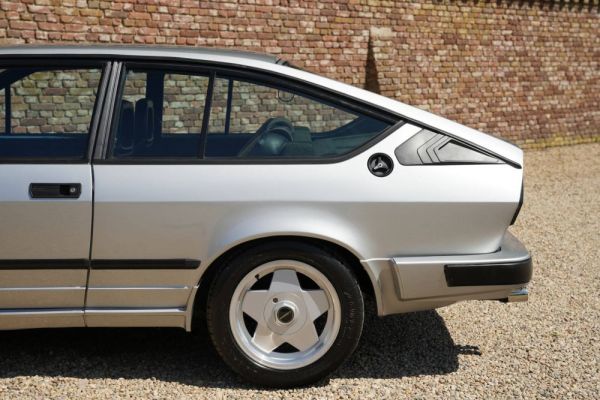 Alfa Romeo GTV 6 2.5 1983 117275