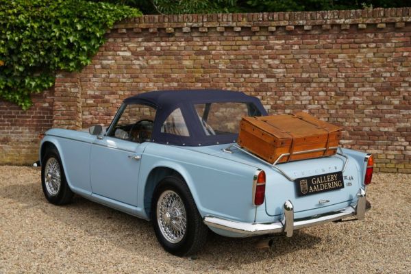 Triumph TR 4A IRS 1965 117285