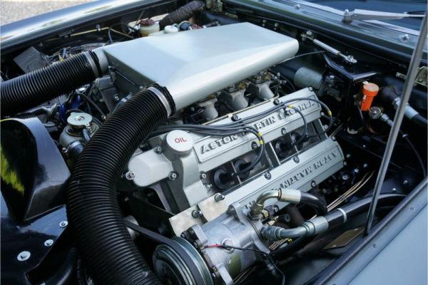 Aston Martin V8 Vantage 1980 117299