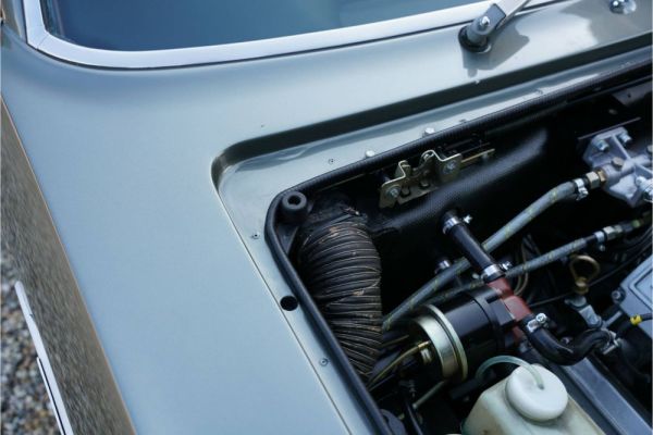 Aston Martin V8 Vantage 1980 117301