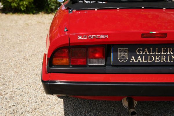 Alfa Romeo 2.0 Spider 1990 117614