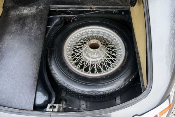 Jaguar E-Type 3.8 1961 126677