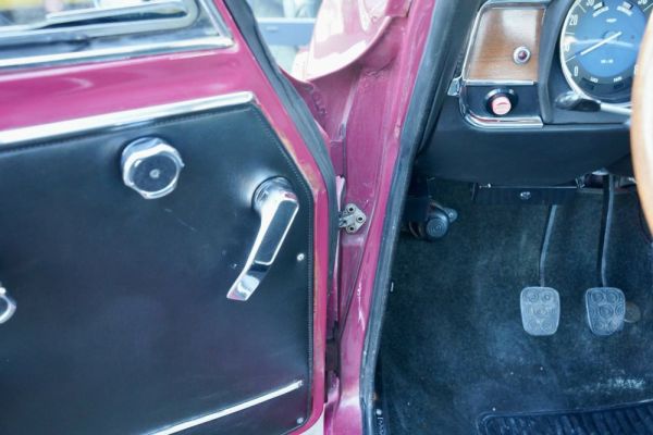 Alfa Romeo Giulia Nuova Super 1300 1977 126844