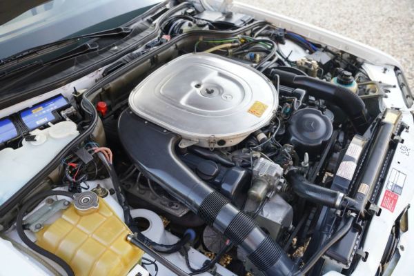 Mercedes-Benz 560 SEC 1987 128661