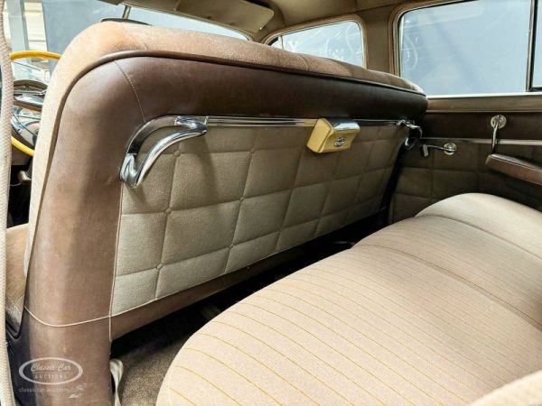 Chrysler New Yorker 1950 130878