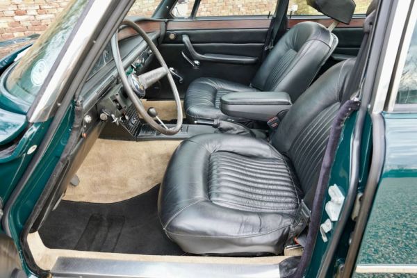 Rover 3500 1972 130902