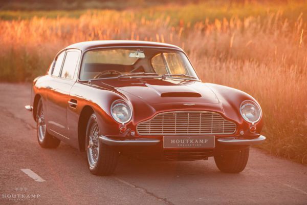 Aston Martin DB 6 1967 28911