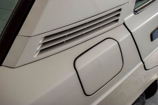 Mercedes-Benz 190 D 2.5 Turbo 1989 27401