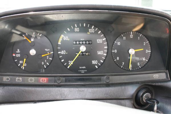 Mercedes-Benz 200 D 1981 27450