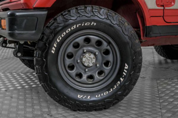 Suzuki SJ Samurai 1990 27461