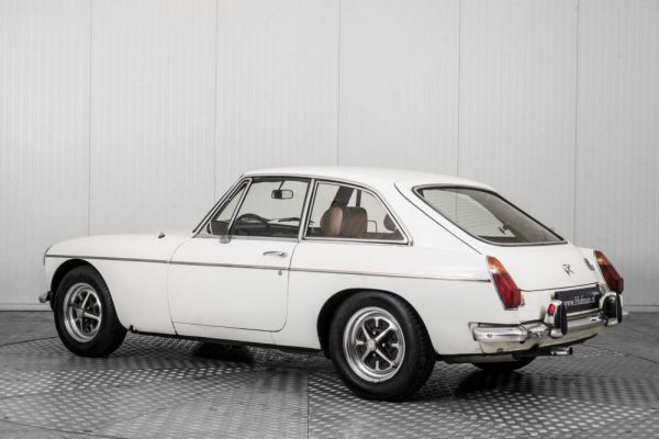 MG MGB GT 1974 27728