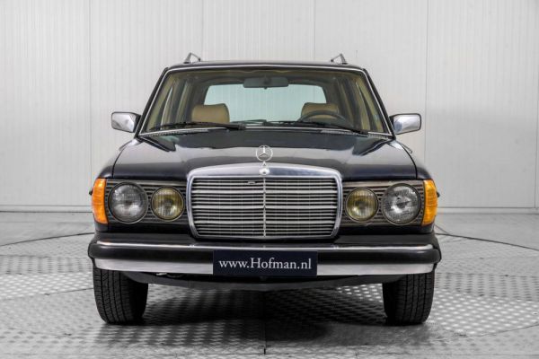 Mercedes-Benz 300 D Turbodiesel 1982 28183