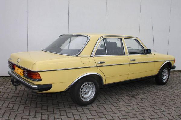 Mercedes-Benz 200 D 1982