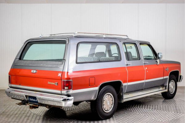 Chevrolet Suburban 1986