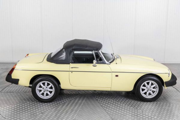 MG MGB 1976 28447