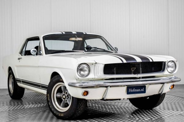 Ford Mustang GT 1965 90640