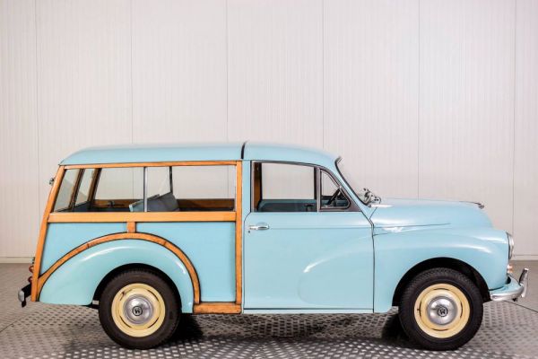 Morris Minor 1000 Traveller 1975 93589