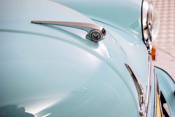 Morris Minor 1000 Traveller 1975 93590