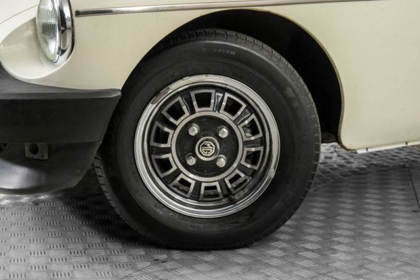 MG MGB GT V8 1975 116305